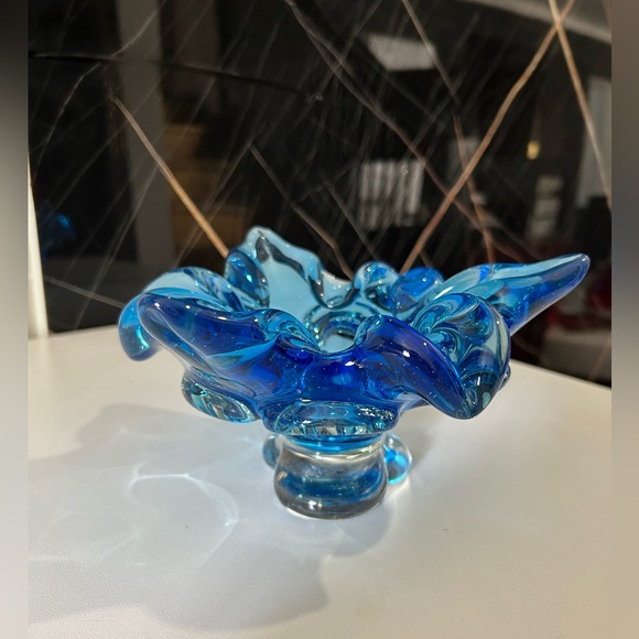 Vintage Peacock Blue Chalet style Art Glass Footed Bowl catchall/ashtray/ Canada - Picture 2 of 5